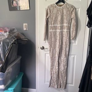 embroider  White and nude jumpsuit  long sleeves perfect for party dinner